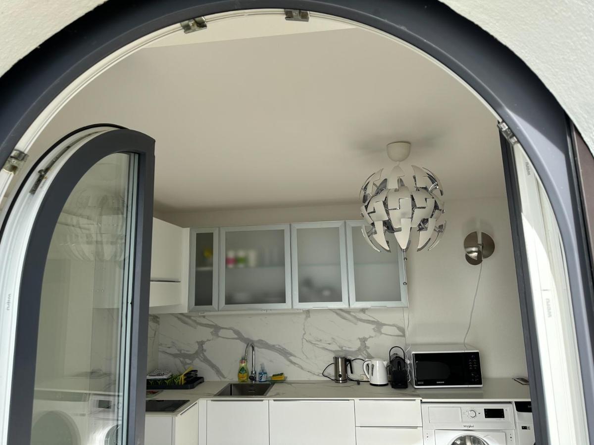Room With 360° View Overlooking Lake Geneva And Alps Puidoux Exterior foto